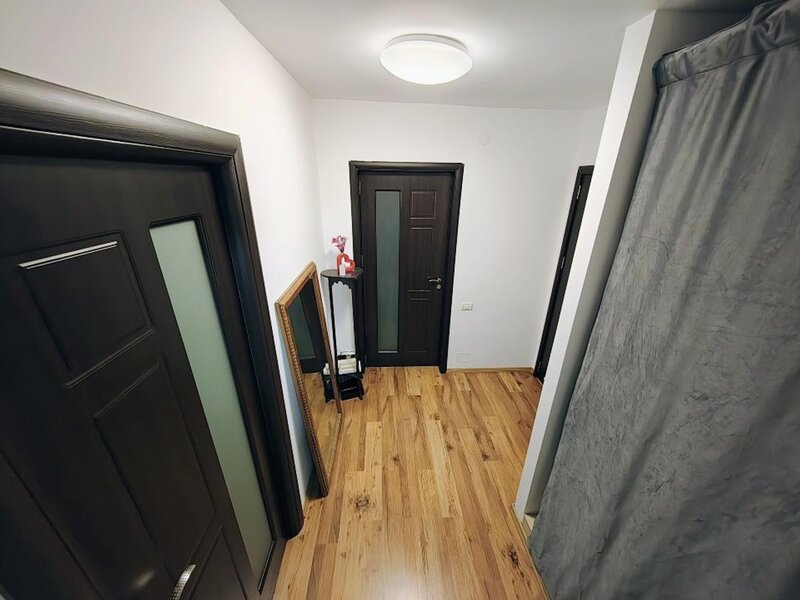 Obor, Colentina, 4 min. metrou, et 2