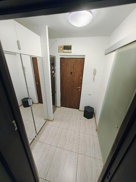 Obor, Colentina, 4 min. metrou, et 2